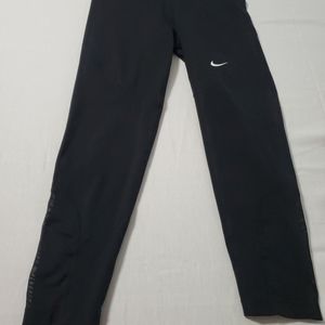 Nike Dri-Fit Capri yoga pants